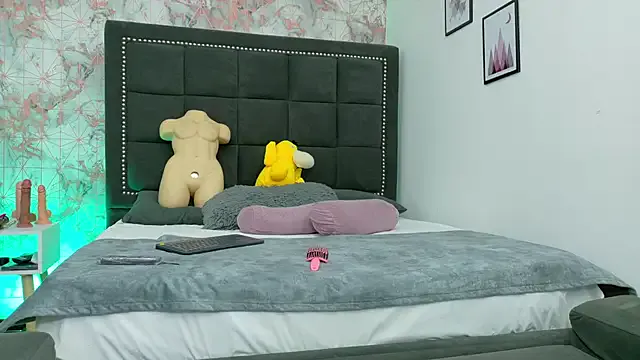 LexaDeRusso's Thumb Image